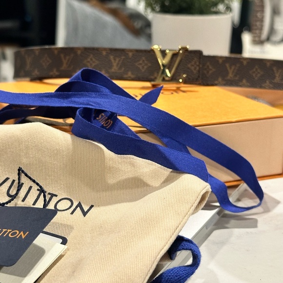 Ladies Size 32 Louis Vuitton Belt - Picture 4 of 13